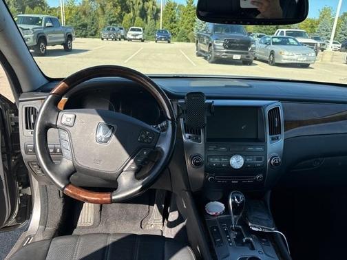 2011 Hyundai Equus Signature