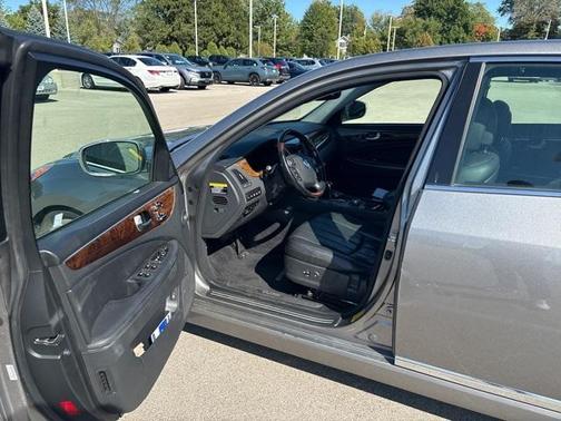 2011 Hyundai Equus Signature