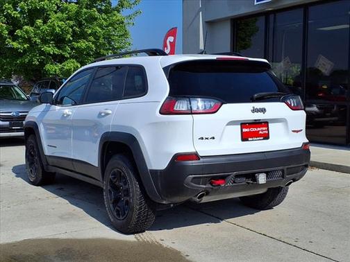 2022 Jeep Cherokee Trailhawk