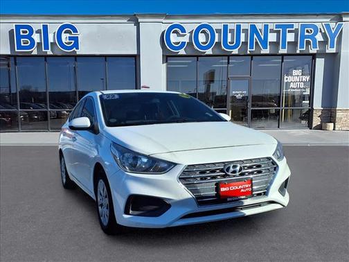 2022 Hyundai Accent SE
