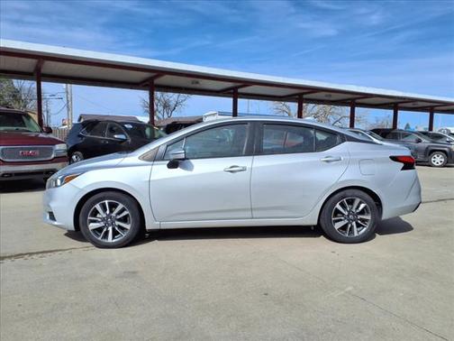 2021 Nissan Versa 1.6 SV
