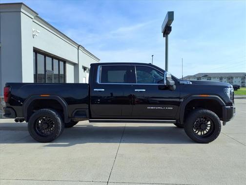 2024 GMC Sierra 2500 Denali