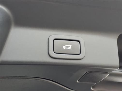 2020 Jaguar F-PACE 25t Checkered Flag Limited Edition