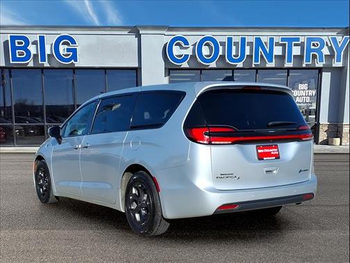 2023 Chrysler Pacifica Hybrid Touring L
