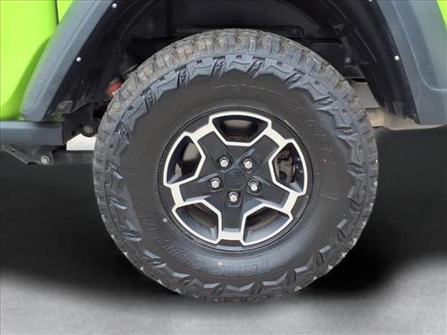Limited Edition Gecko Clearcoat 2021 Jeep Gladiator Mojave