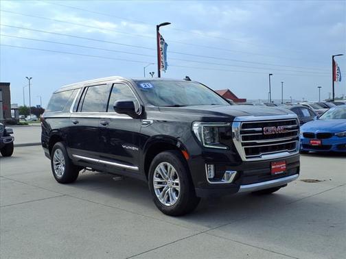 2021 GMC Yukon XL SLT