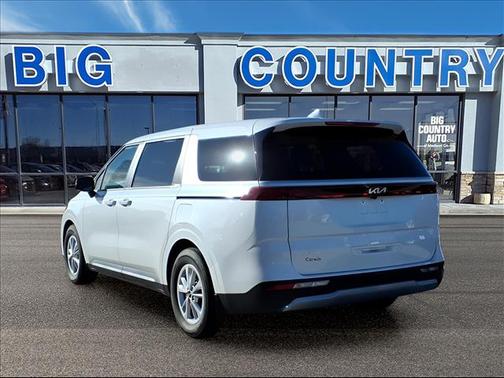 2024 Kia Carnival LX