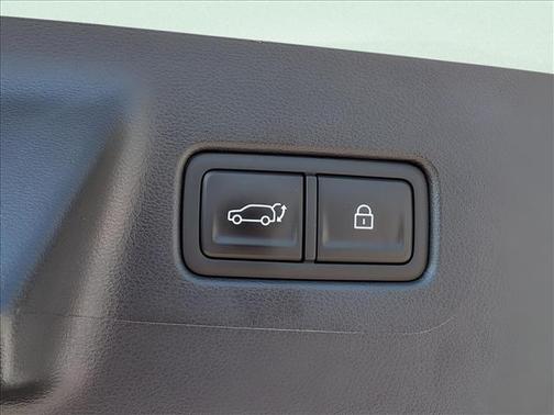 2025 Hyundai SANTA FE SE