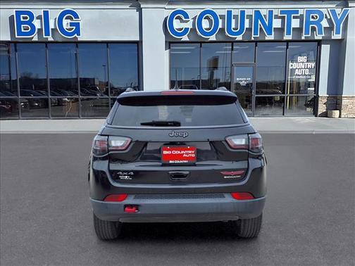 Diamond Black 2022 Jeep Compass Trailhawk