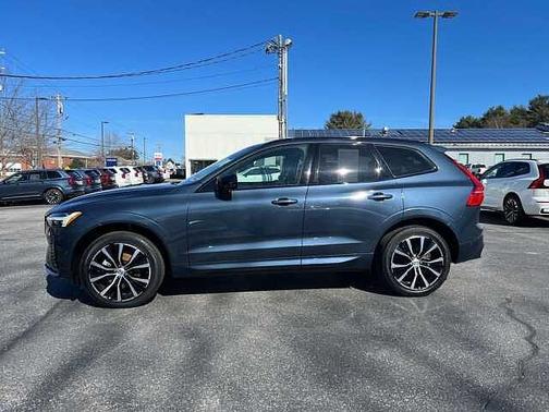 2025 Volvo XC60 Plus