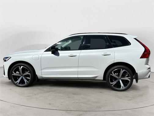 2024 Volvo XC60 Recharge Plug-In Hybrid Ultimate