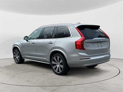 2024 Volvo XC90 Plus