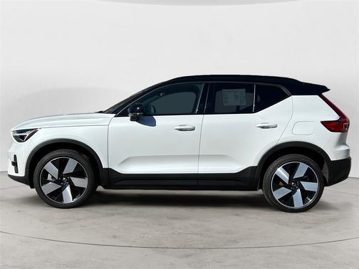 2023 Volvo XC40 Recharge Pure Electric Ultimate