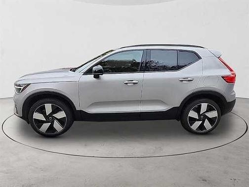 2023 Volvo XC40 Ultimate
