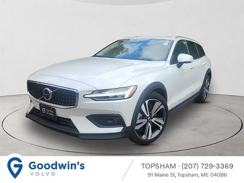 2025 Volvo V60 Cross Country B5 Plus