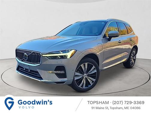 2023 Volvo XC60 Recharge Plug-In Hybrid T8 Plus Bright Theme
