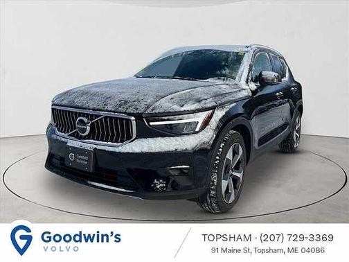 2025 Volvo XC40 Plus