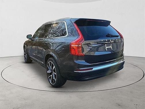 2024 Volvo XC90 Plus