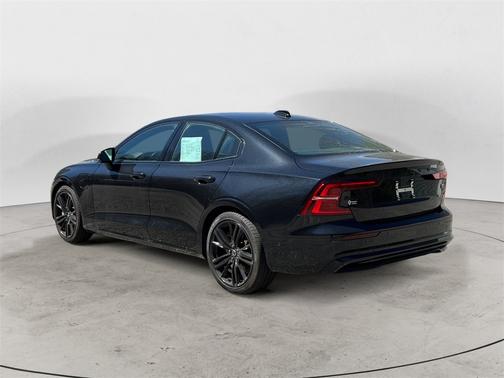 2024 Volvo S60 Recharge Plug-In Hybrid Ultimate
