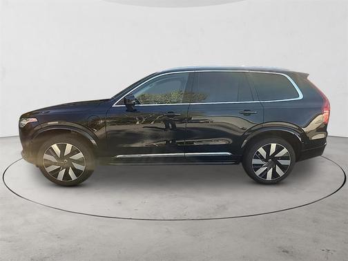 2024 Volvo XC90 Recharge Plug-In Hybrid T8 Plus Bright Theme 7 Passenger