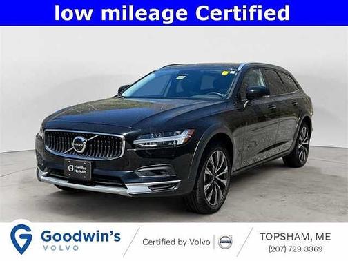 2024 Volvo V90 Cross Country Plus