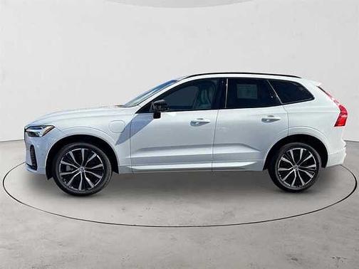 2023 Volvo XC60 Plus