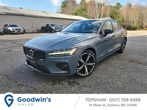 2024 Volvo S60 B5 Plus Dark Theme