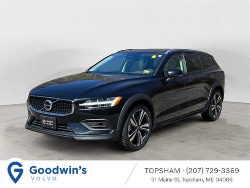 2024 Volvo V60 Cross Country B5 Plus