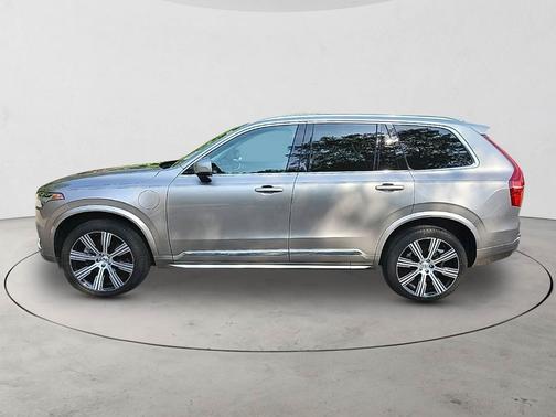 2024 Volvo XC90 Recharge Plug-In Hybrid T8 Core Bright Theme