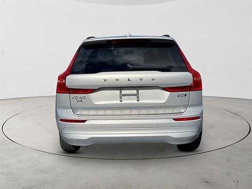 2023 Volvo XC60 Core