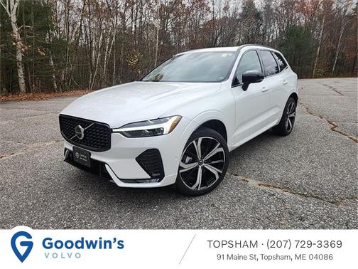 2024 Volvo XC60 B5 Ultimate Dark Theme