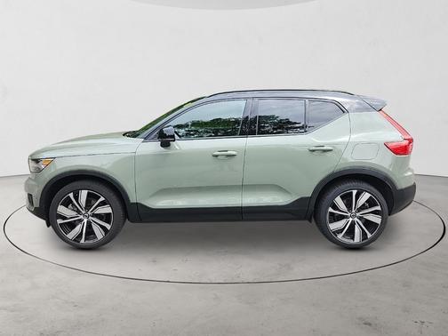 2022 Volvo XC40 Recharge Pure Electric P8 Ultimate