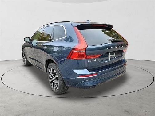 2023 Volvo XC60 B5 Core
