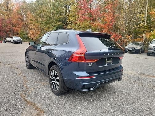 2025 Volvo XC60 B5 Core