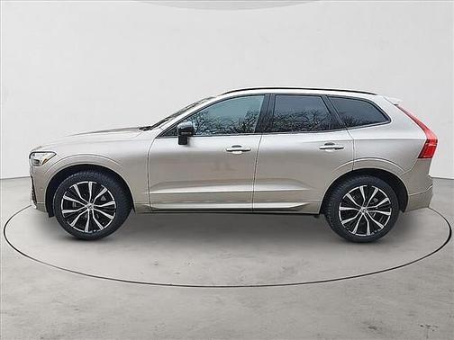 2023 Volvo XC60 Plus