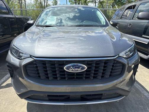 Carbonized Gray Metallic 2024 Ford Escape Active
