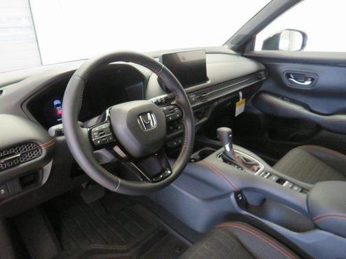 2026 Honda HR-V 2WD Sport
