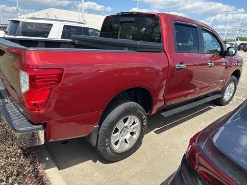 Cayenne Red 2017 Nissan Titan SV