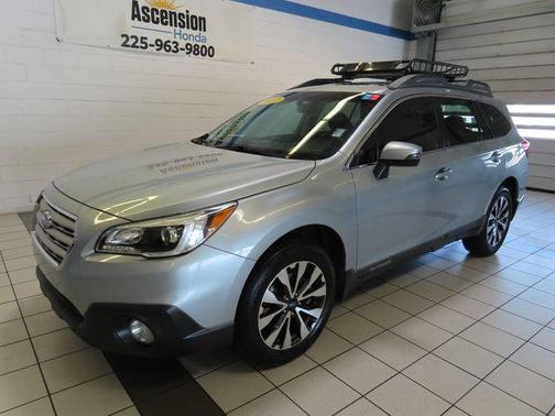 Ice Silver Metallic 2017 Subaru Outback 2.5i Limited
