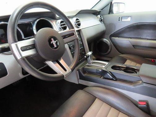 2009 Ford Mustang GT Premium