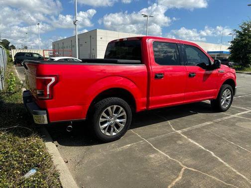 Red 2017 Ford F-150 XLT