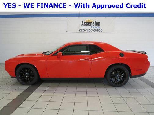 2018 Dodge Challenger SXT