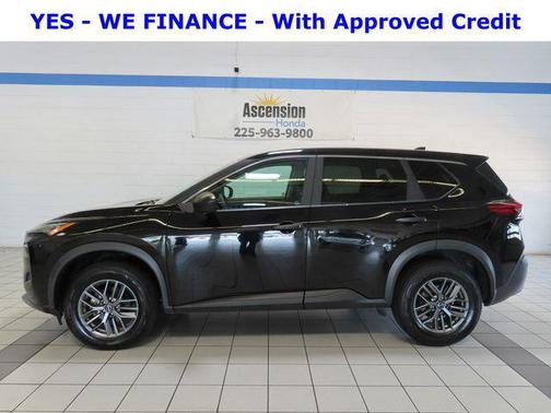 Super Black 2023 Nissan Rogue S