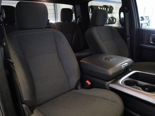2023 RAM 1500 Classic Warlock Crew Cab 4x4 5'7' Box