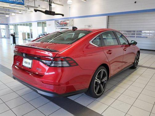 2025 Honda Accord Hybrid Base