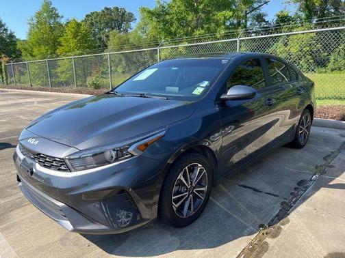 Gravity Gray 2024 Kia Forte LXS
