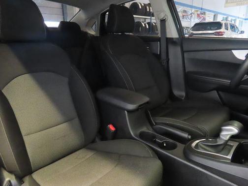 Gravity Gray 2024 Kia Forte LXS