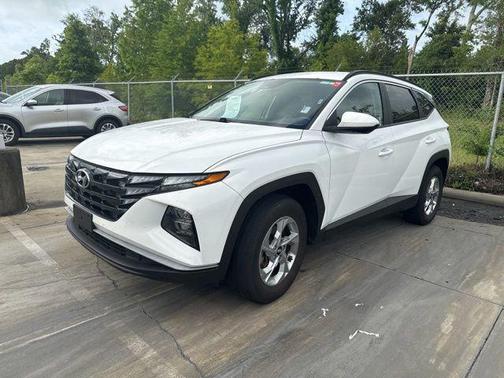 White Pearl 2024 Hyundai TUCSON SEL