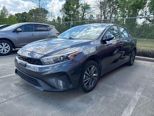 Gravity Gray 2024 Kia Forte LXS