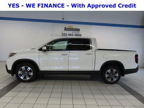 White 2019 Honda Ridgeline RTL-E